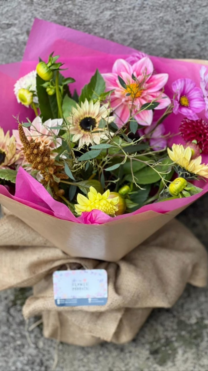 Hessian Bouquets